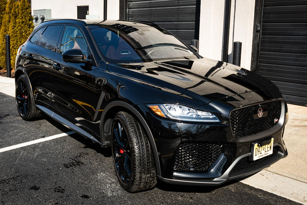 2019 Jaguar F-Pace SVR - Image 23 of 31