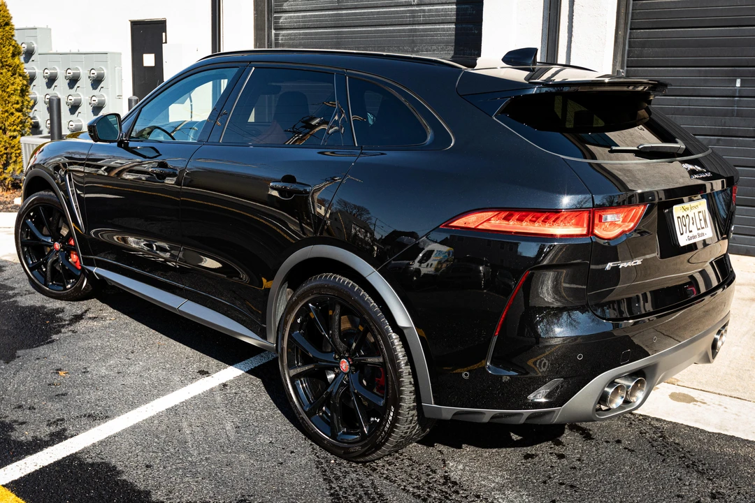2019 Jaguar F-Pace SVR - Image 4 of 31