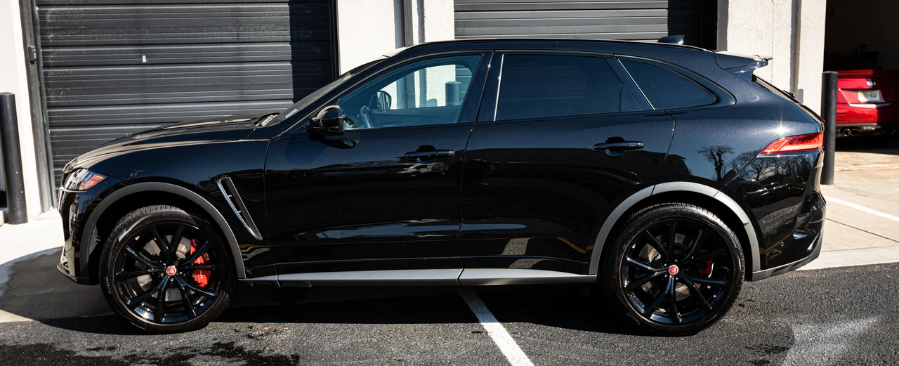 2019 Jaguar F-Pace SVR - Image 10 of 31