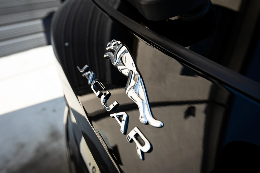 2019 Jaguar F-Pace SVR - Image 30 of 31