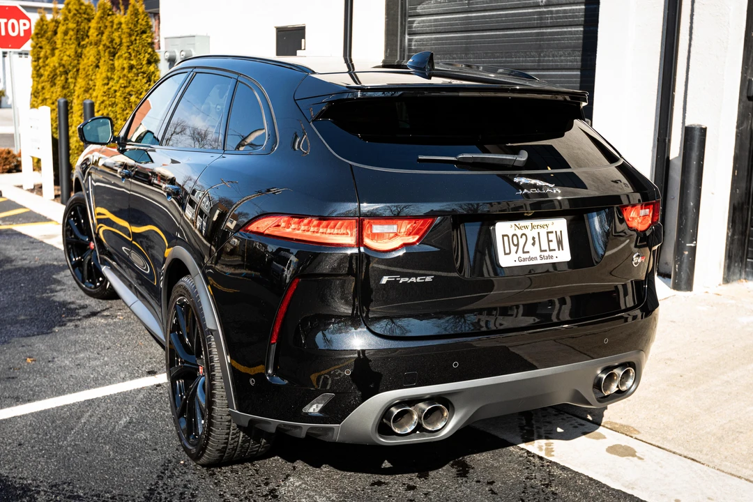 2019 Jaguar F-Pace SVR - Image 15 of 31