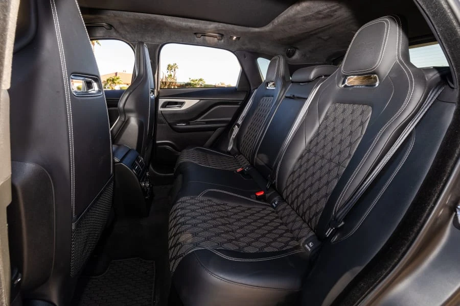 2019 Jaguar F-Pace SVR - Image 27 of 31