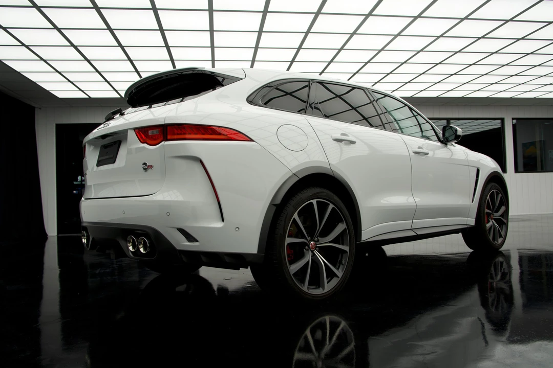 2019 Jaguar F-Pace SVR - Image 12 of 31