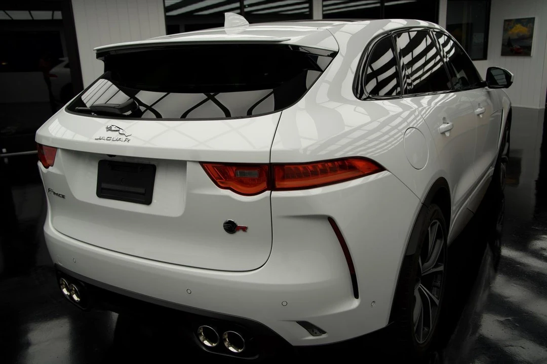 2019 Jaguar F-Pace SVR - Image 11 of 31