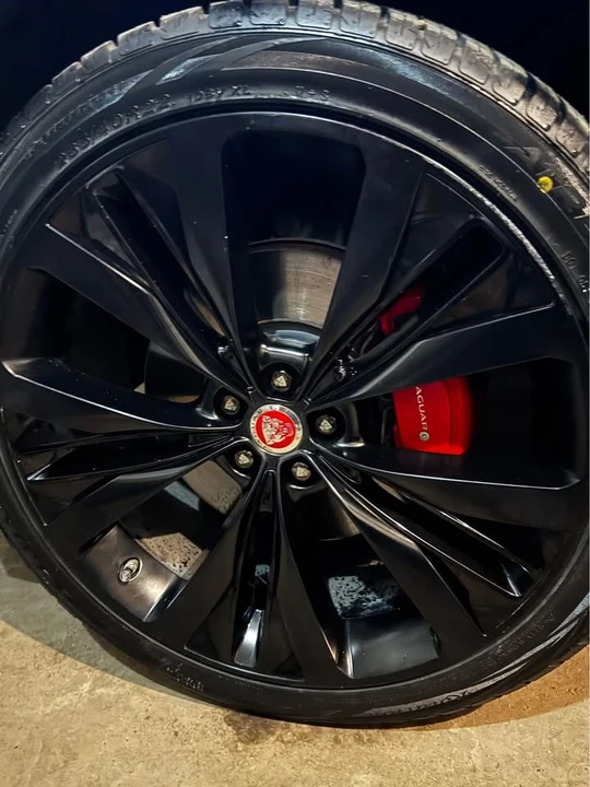 2019 Jaguar F-Pace SVR - Image 4 of 10
