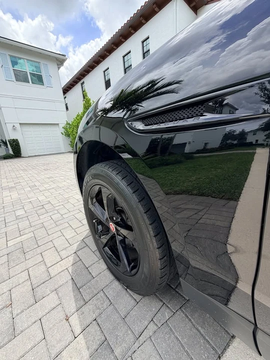 2019 Jaguar F-Pace - Image 4 of 10
