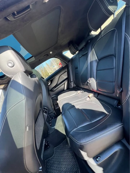 2019 Jaguar F-Pace - Image 7 of 9
