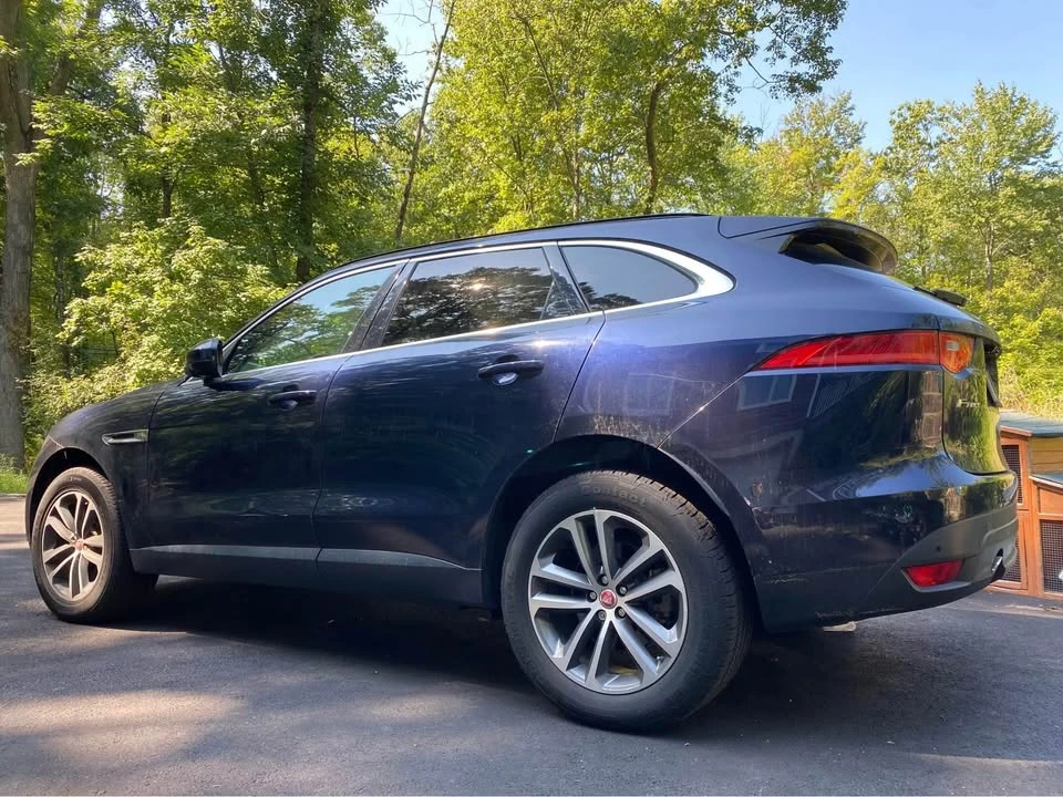 2019 Jaguar F-Pace - Image 9 of 10