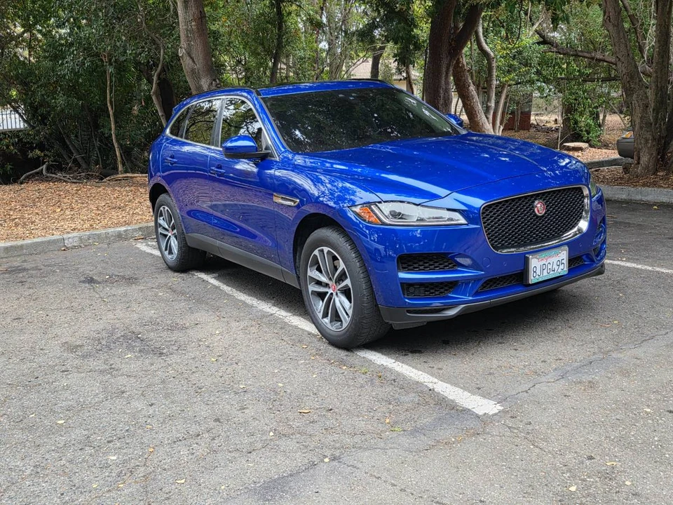 2019 Jaguar F-Pace - Image 4 of 6