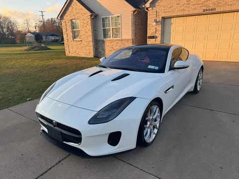 2019 Jaguar F-Type P300