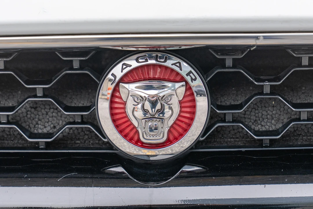 2019 Jaguar F-Type 1st Gen - Image 16 of 31