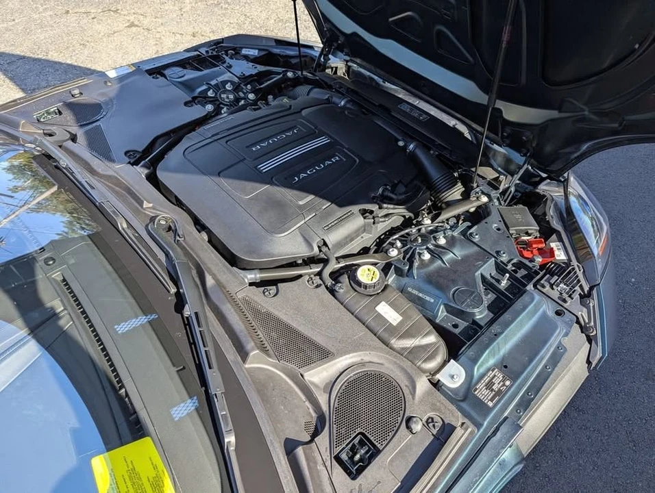 2019 Jaguar F-Type 1st Gen - Image 16 of 17