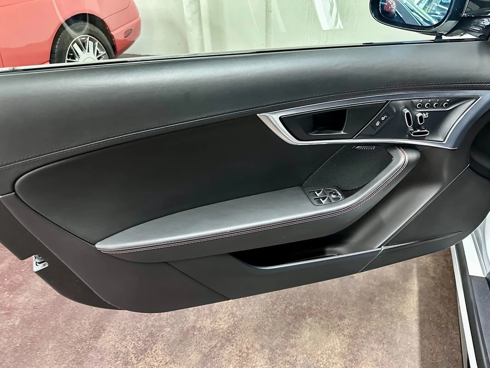 2019 Jaguar F-Type 1st Gen - Image 9 of 12