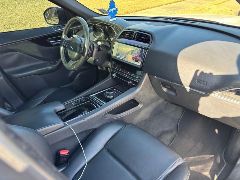 2019 Jaguar F-Type 1st Gen - Image 9 of 9
