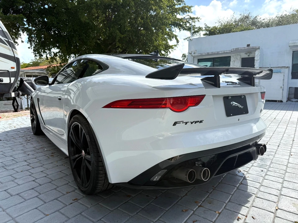 2019 Jaguar F-Type SVR 1st Gen - Image 20 of 21