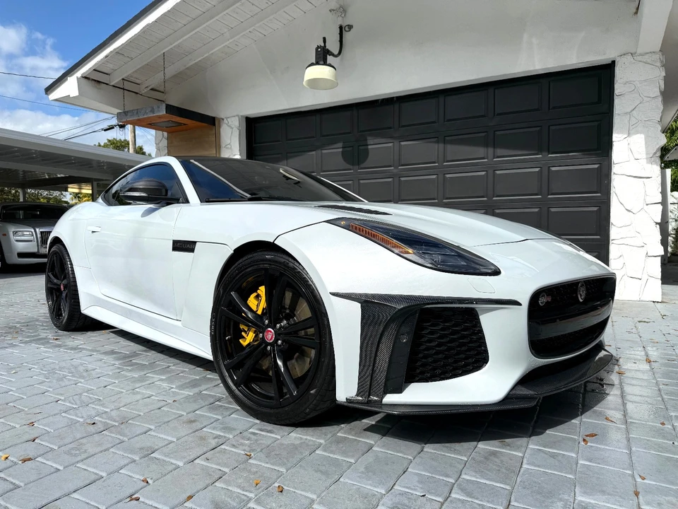 2019 Jaguar F-Type SVR 1st Gen - Image 4 of 21