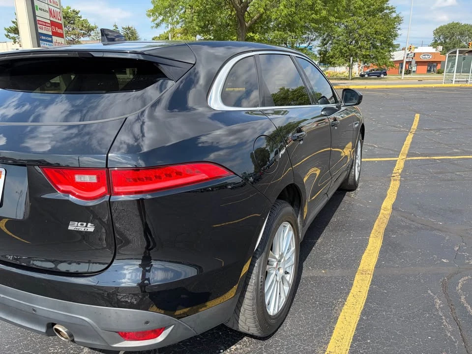 2019 Jaguar F-Pace - Image 5 of 20