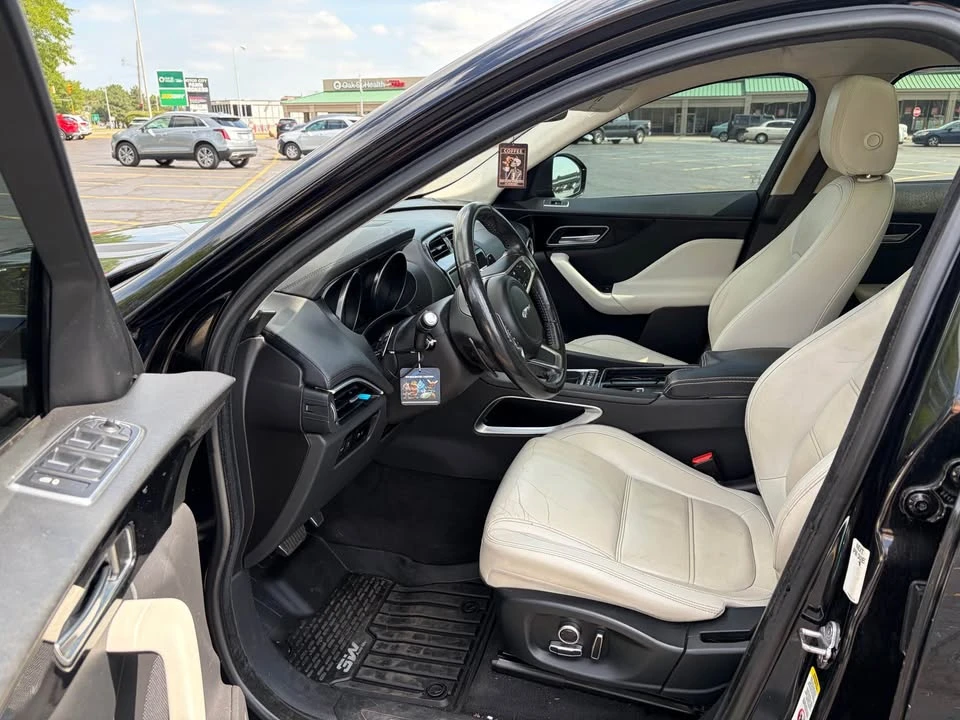 2019 Jaguar F-Pace - Image 16 of 20