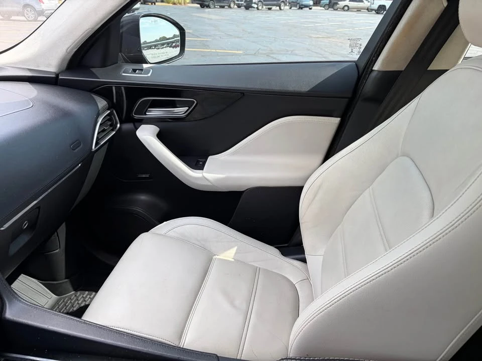 2019 Jaguar F-Pace - Image 17 of 20