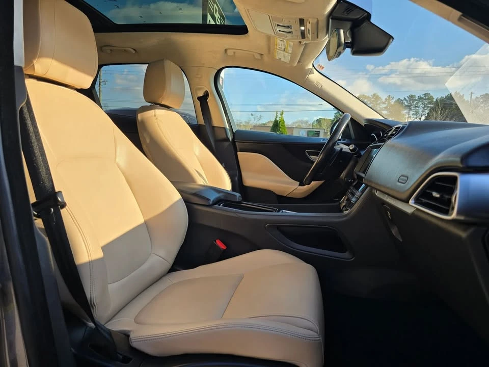 2019 Jaguar F-Pace - Image 18 of 20