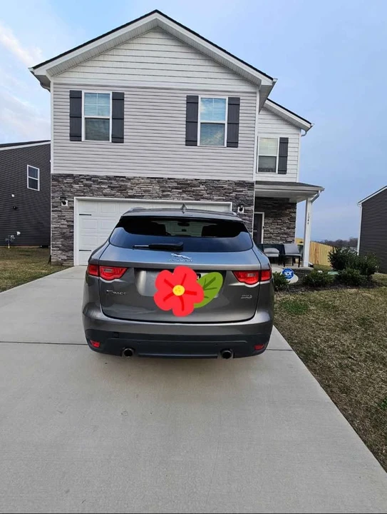 2019 Jaguar F-Pace - Image 8 of 8