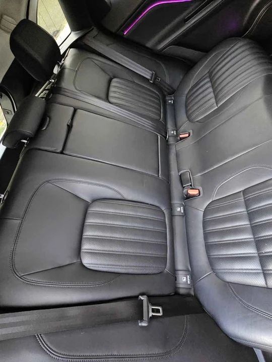 2019 Jaguar F-Pace - Image 4 of 8