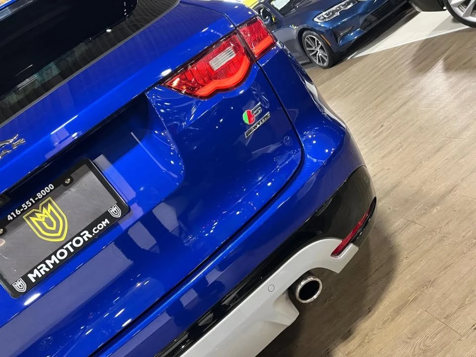 2019 Jaguar F-Pace SVR - Image 13 of 18