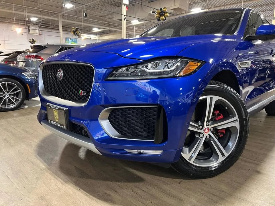 2019 Jaguar F-Pace SVR - Image 10 of 18