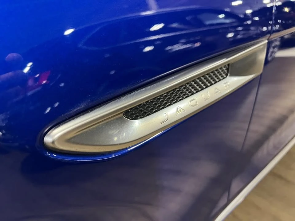 2019 Jaguar F-Pace SVR - Image 15 of 18