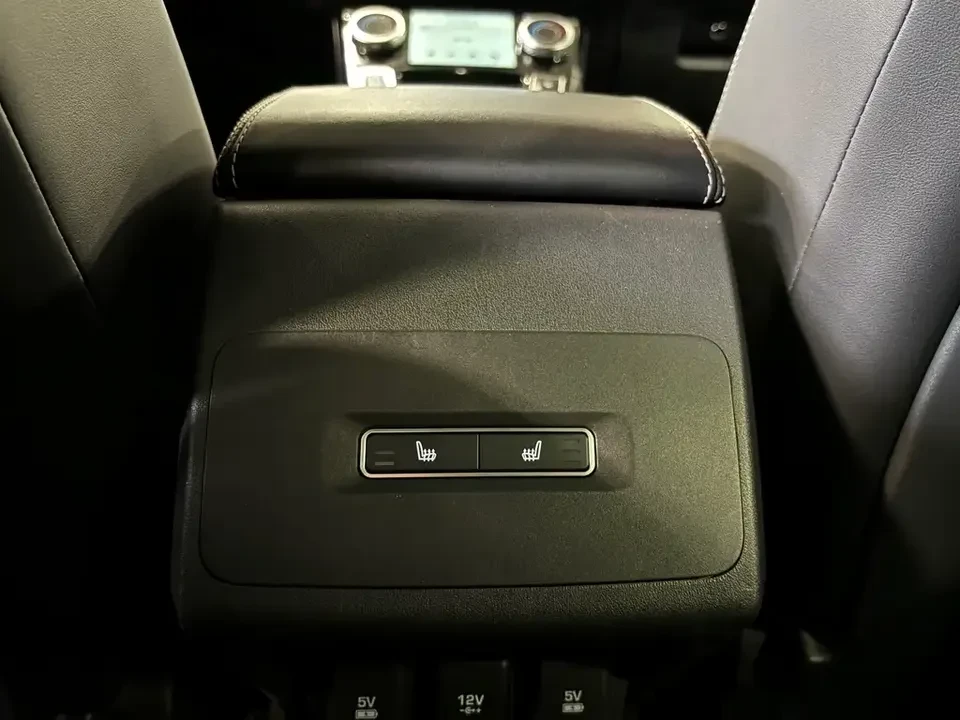 2019 Jaguar I-Pace - Image 17 of 20