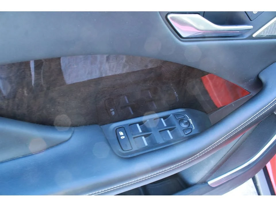 2019 Jaguar I-Pace - Image 17 of 20