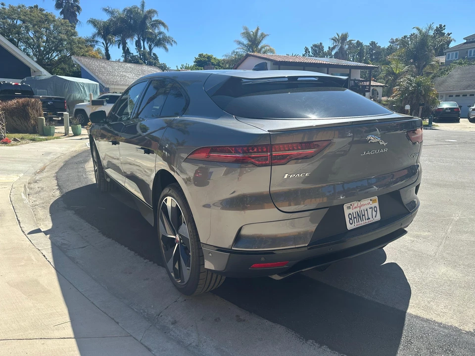 2019 Jaguar I-Pace - Image 16 of 31