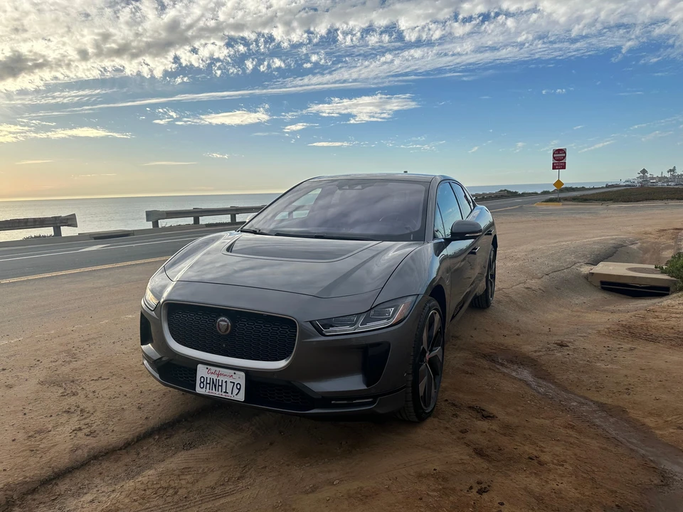 2019 Jaguar I-Pace - Image 9 of 31