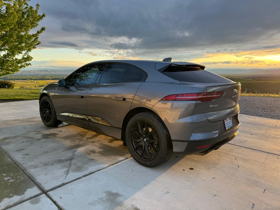 2019 Jaguar I-Pace - Image 10 of 31