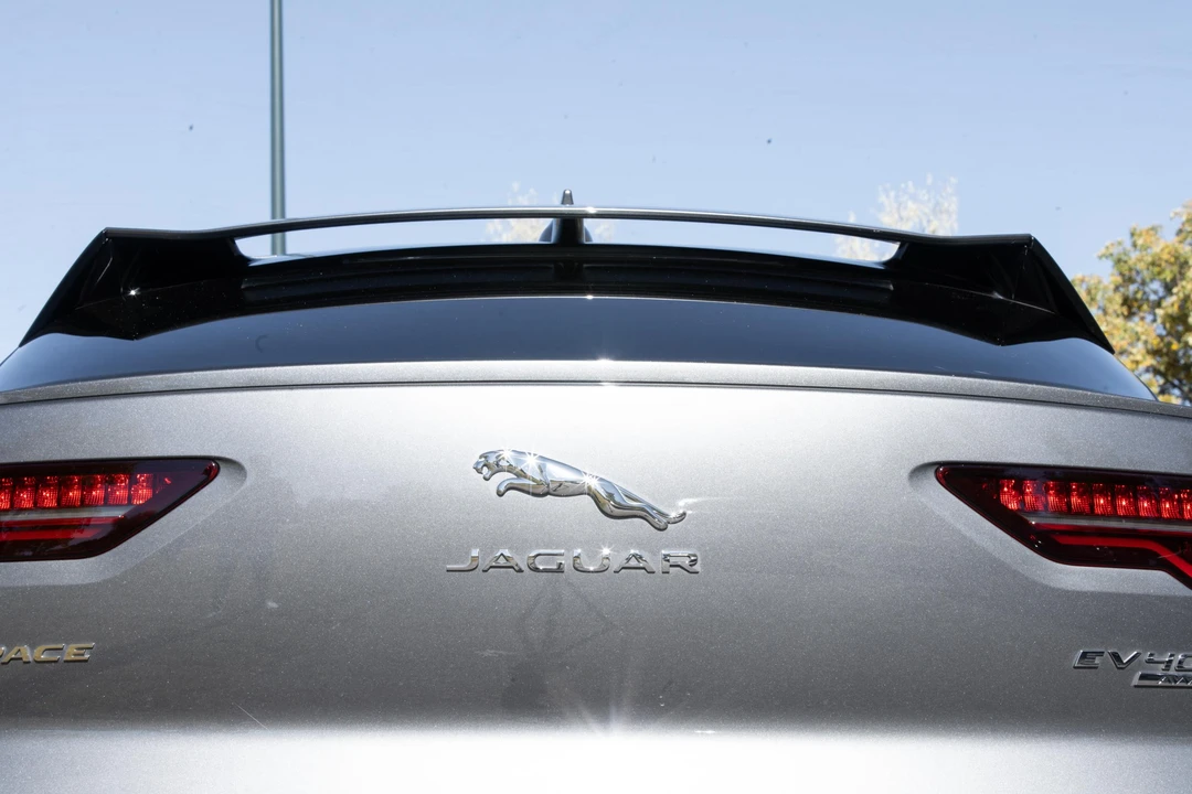 2019 Jaguar I-Pace - Image 28 of 31