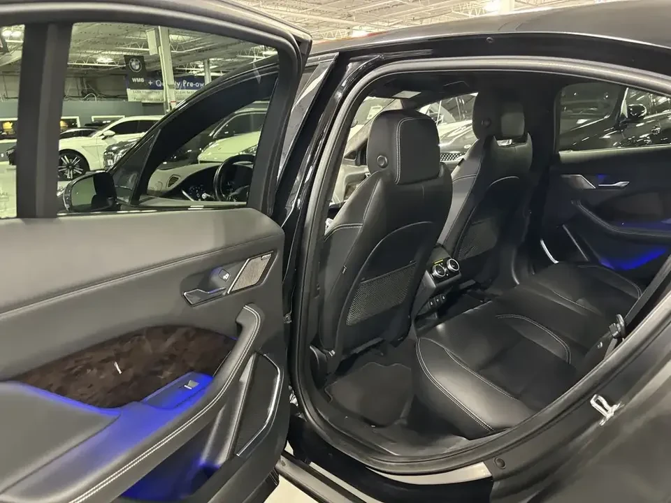 2019 Jaguar I-Pace - Image 16 of 20