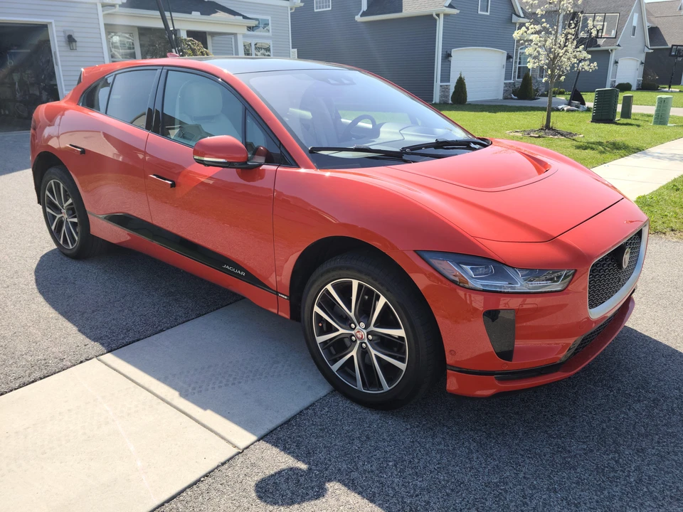 2019 Jaguar I-Pace - Image 20 of 31