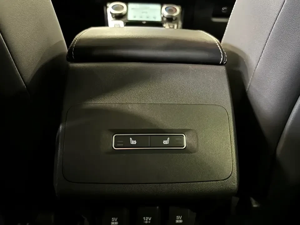 2019 Jaguar I-Pace - Image 18 of 19
