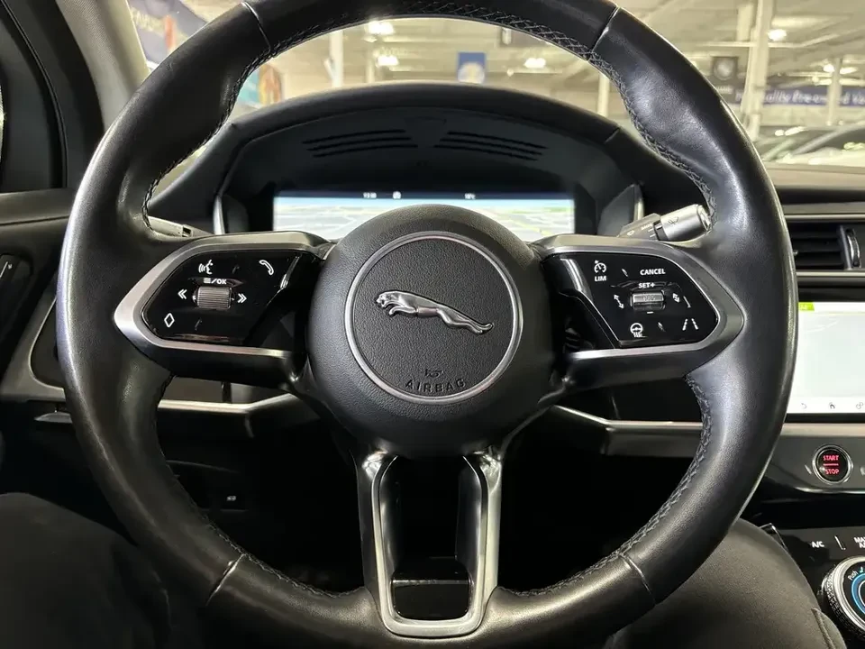 2019 Jaguar I-Pace - Image 5 of 19
