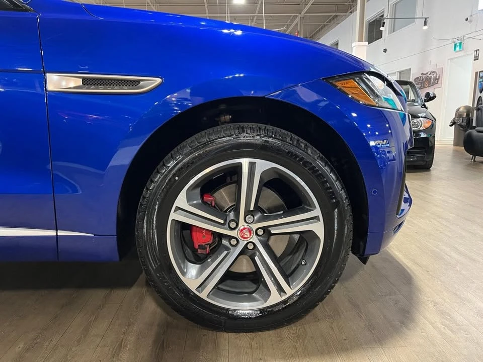 2019 Jaguar F-Pace SVR - Image 14 of 18
