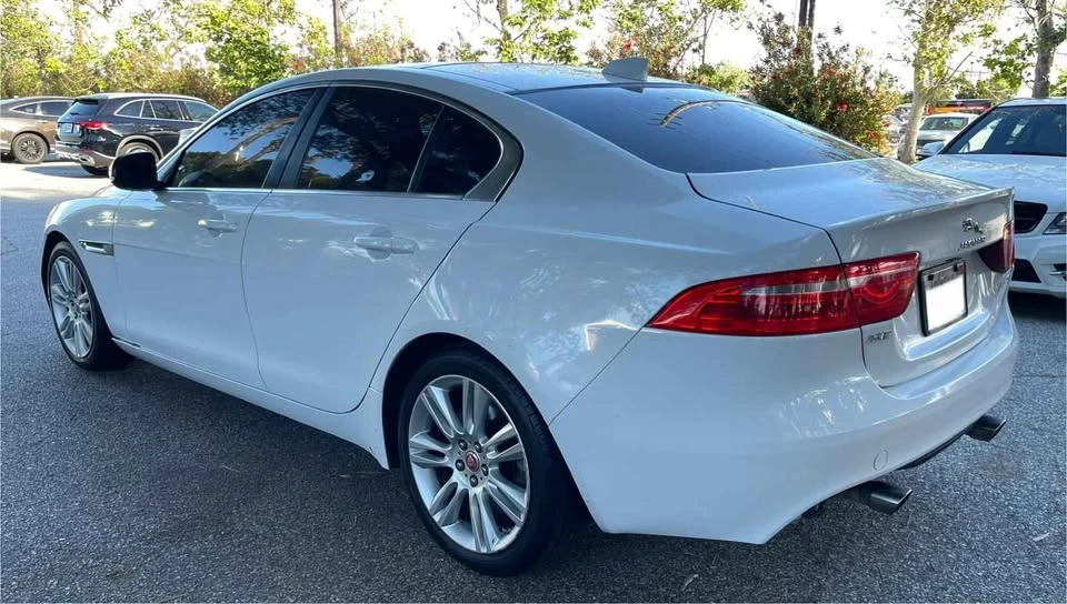 2019 Jaguar XE - Image 3 of 17