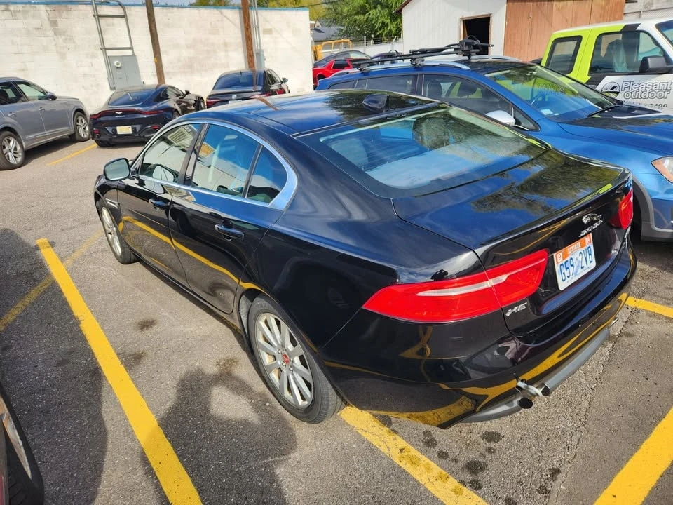 2019 Jaguar XE - Image 3 of 6
