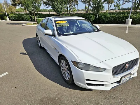 2019 Jaguar XE 25t