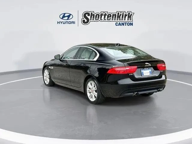 2019 Jaguar XE - Image 6 of 20