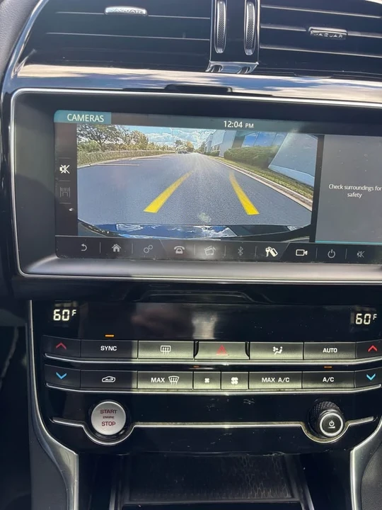 2019 Jaguar XE - Image 11 of 14