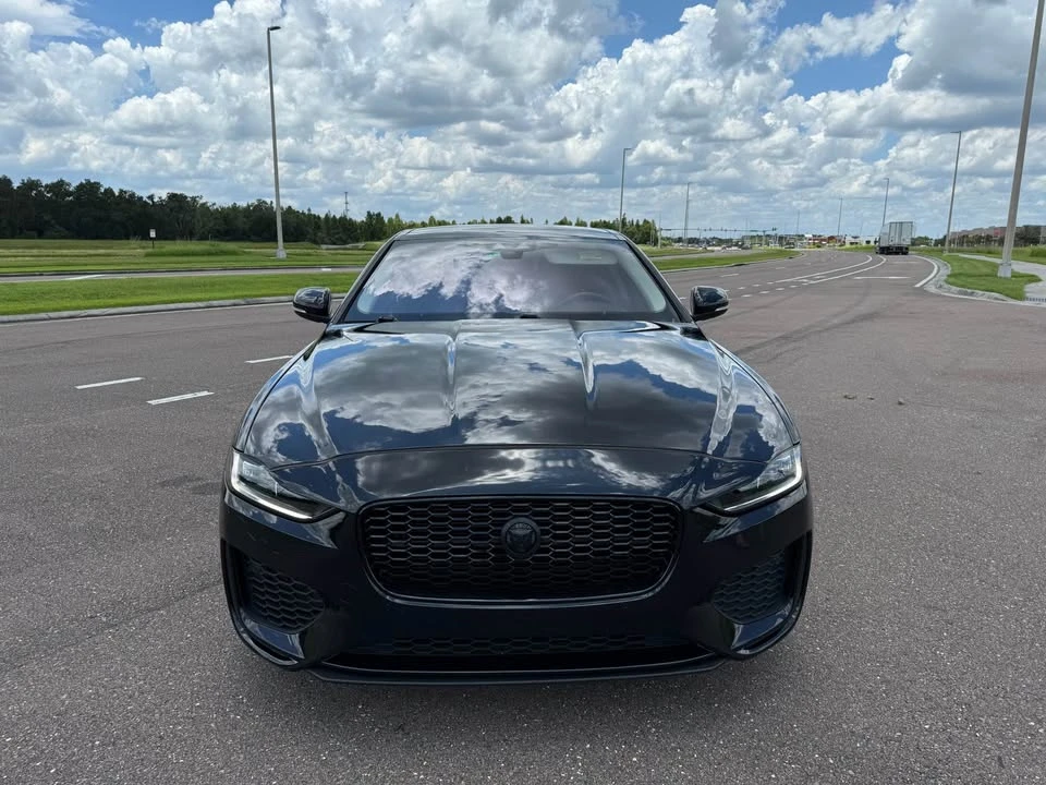 2019 Jaguar XE - Image 2 of 10