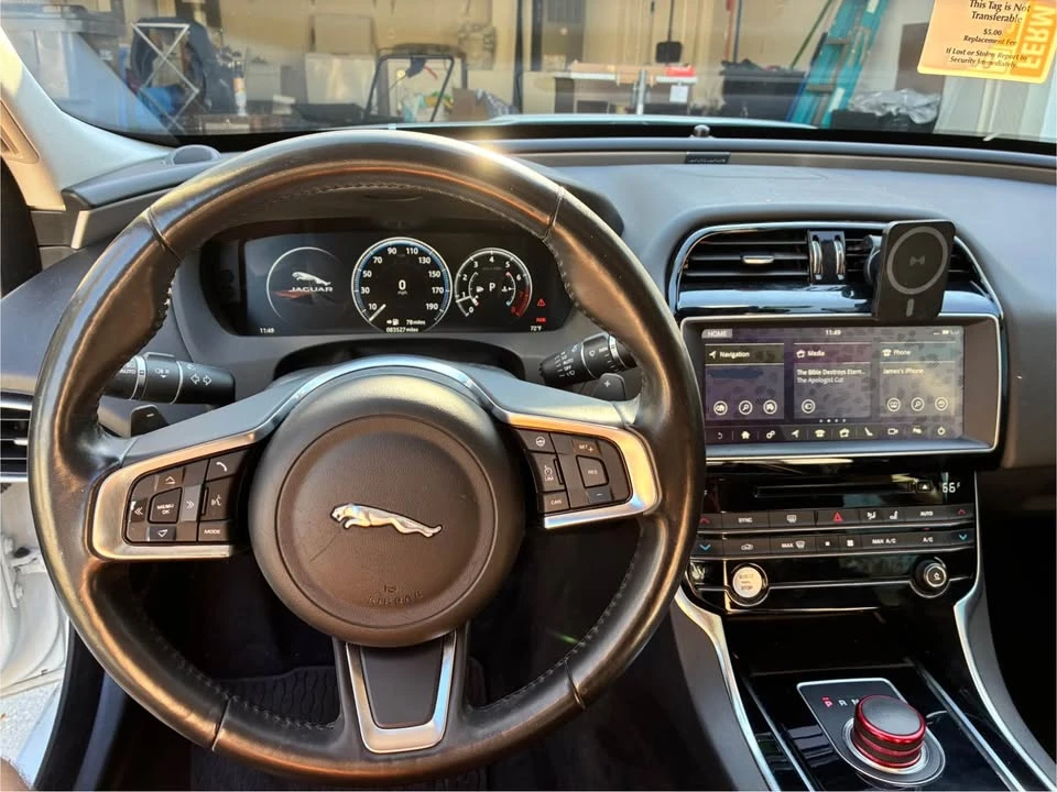 2019 Jaguar XE - Image 7 of 9