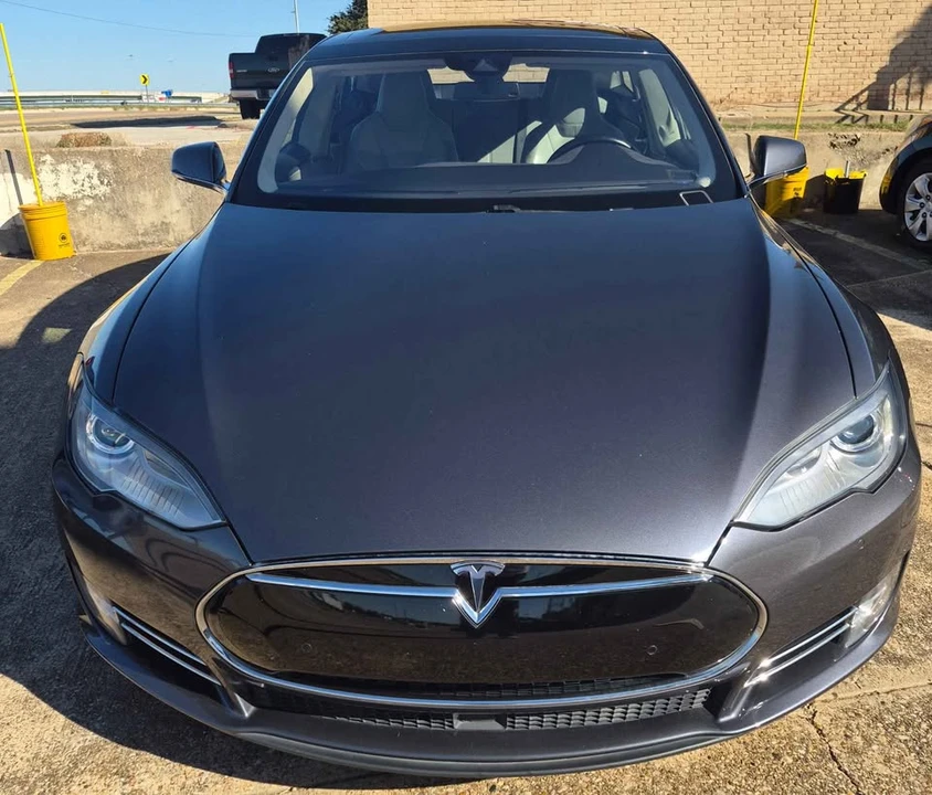 2019 Jaguar XE - Image 15 of 20