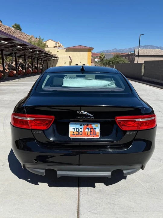 2019 Jaguar XE - Image 3 of 6