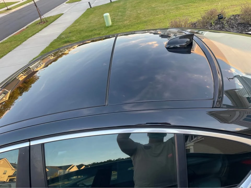 2019 Jaguar XE - Image 3 of 14